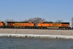 BNSF 605